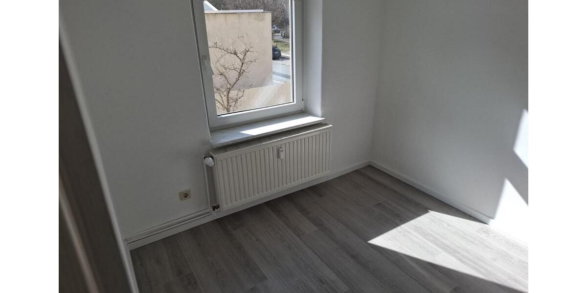 Etagenwohnung Aue-Bad Schlema Bad Schlema - 3 Zimmer, 63 m&sup2;, 320&euro; | Angebot:25398139