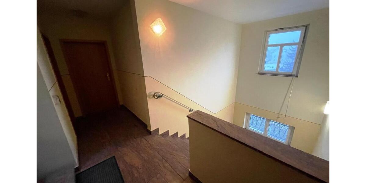 Etagenwohnung Limbach-Oberfrohna Oberfrohna - 2 Zimmer, 59 m&sup2;, 320&euro; | Angebot:25340955