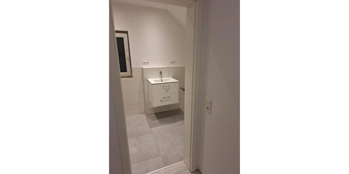 Mehrfamilienhaus, Wohnhaus Zwickau Cainsdorf - 9 Zimmer, 255 m&sup2;, 165.000&euro; | Angebot:24850092