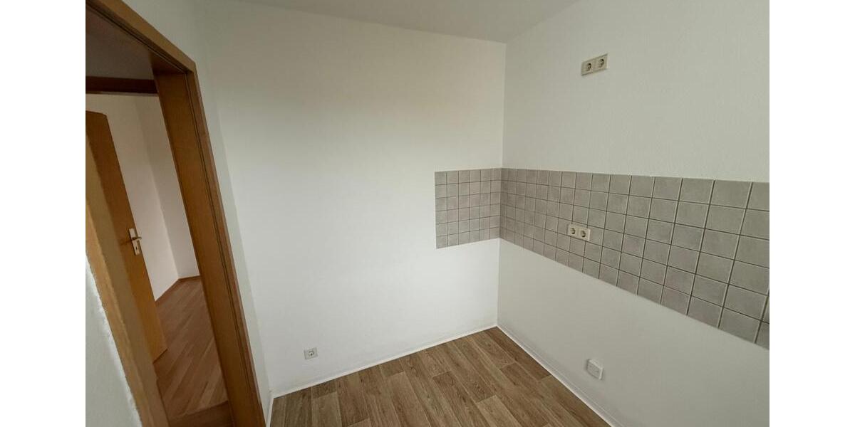 Etagenwohnung Reichenbach im Vogtland - 2 Zimmer, 49 m&sup2;, 225&euro; | Angebot:23150130