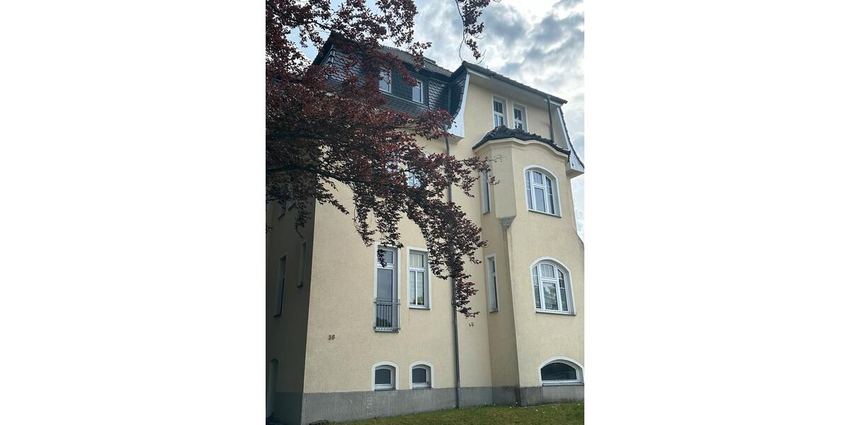 Dachgeschoßwohnung Crimmitschau - 2 Zimmer, 64 m&sup2;, 45.000&euro; | Angebot:26614390