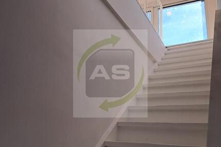 Wohnung Zwickau - 5 Zimmer, 176 m&sup2;, 1.749&euro; | Angebot:22591323