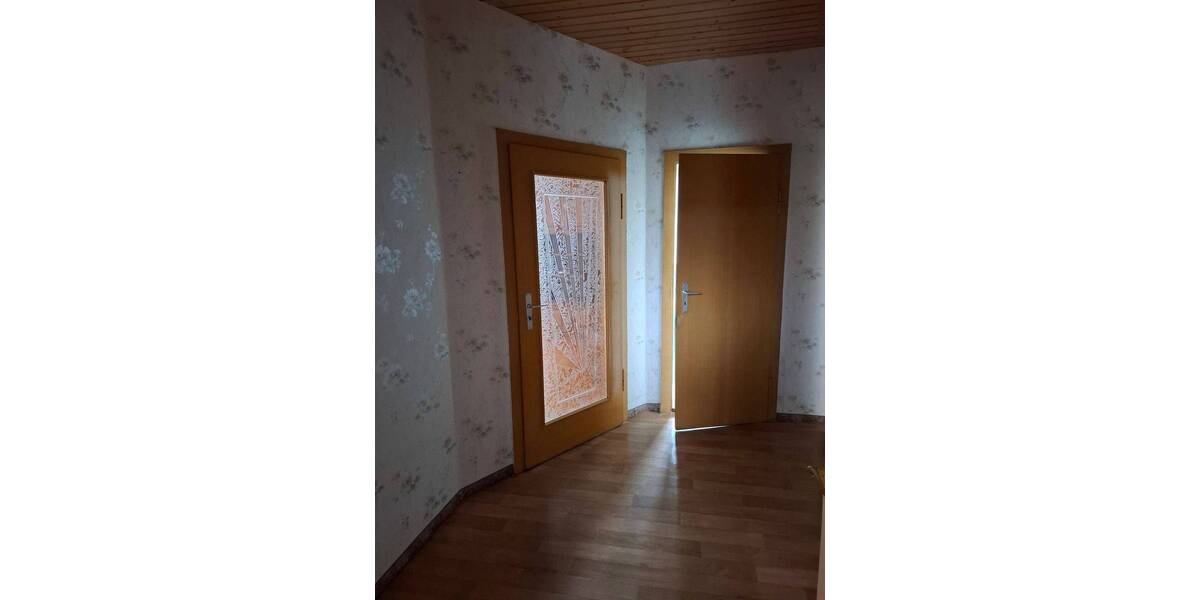 Einfamilienhaus Langenbernsdorf - 1 Zimmer, 180 m&sup2;, 173.000&euro; | Angebot:25770235