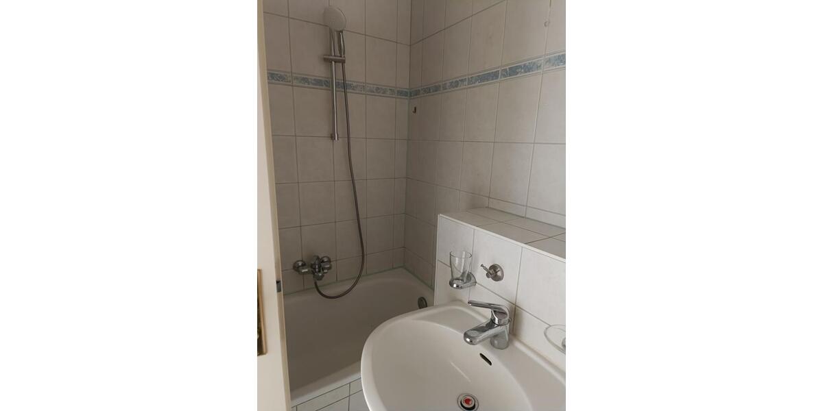 Etagenwohnung Zwickau - 3 Zimmer, 87 m&sup2;, 520&euro; | Angebot:19797220