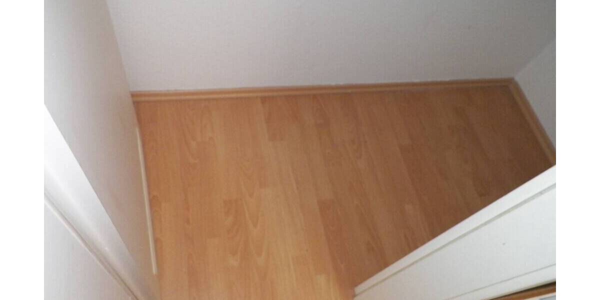 Etagenwohnung Zwickau-Innenstadt Innenstadt - 3 Zimmer, 102 m&sup2;, 650&euro; | Angebot:25797459