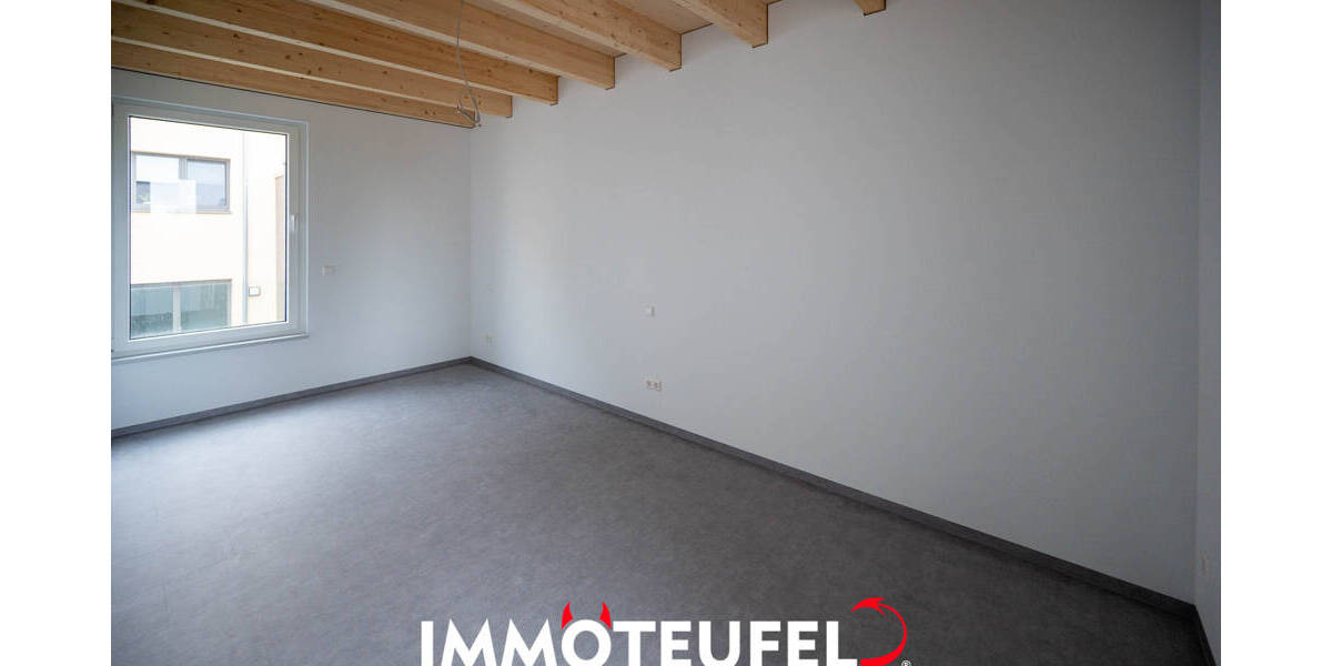 Etagenwohnung Limbach-Oberfrohna Oberfrohna - 4 Zimmer, 128 m&sup2;, 1.480&euro; | Angebot:26595128