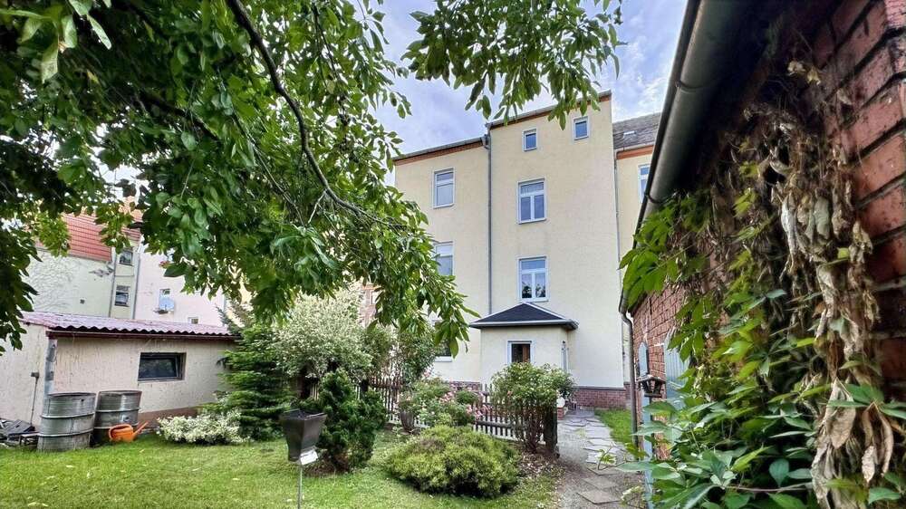 Einfamilienhaus Zwickau Neuplanitz - 9 Zimmer, 276 m&sup2;, 198.000&euro; | Angebot:27070255