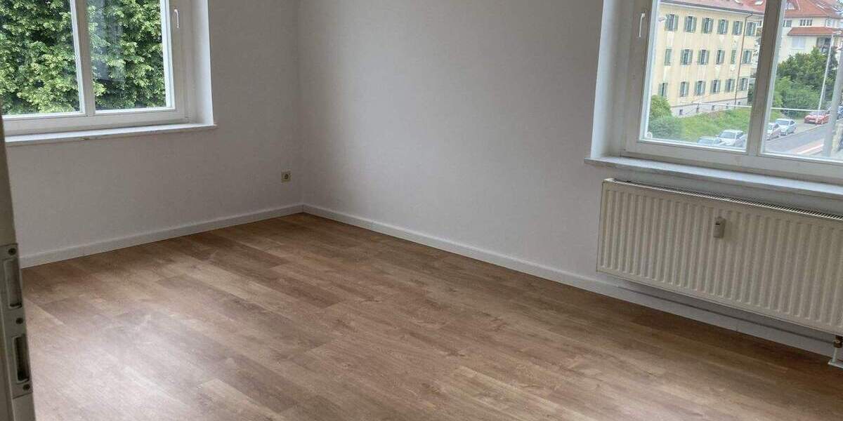 Etagenwohnung Zwickau Marienthal - 2 Zimmer, 41 m&sup2;, 42.000&euro; | Angebot:25747140