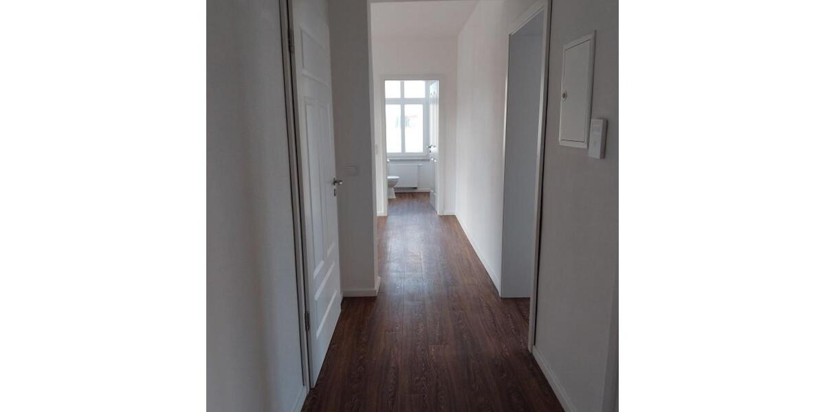 Etagenwohnung Zwickau Zwickau-Nord - 4 Zimmer, 100 m&sup2;, 600&euro; | Angebot:25375183