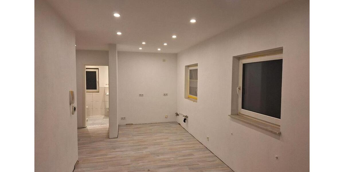 Mehrfamilienhaus, Wohnhaus Zwickau Cainsdorf - 9 Zimmer, 255 m&sup2;, 165.000&euro; | Angebot:24850092