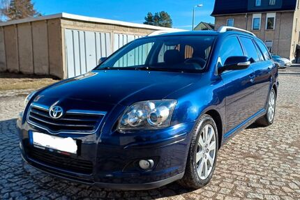 Toyota Avensis 152.371 km 5.500 &euro; Zwickau 08058