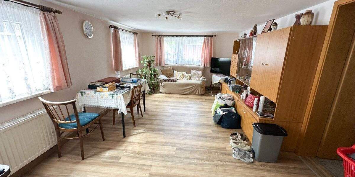 Mehrfamilienhaus, Wohnhaus Zwönitz / Niederzwönitz Zwönitz - 1 Zimmer, 150 m&sup2;, 84.000&euro; | Angebot:25744609