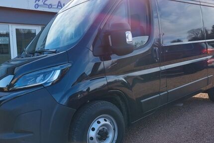 Peugeot Boxer 32.000 km 37.990 &euro; Neukirchen 09221