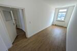 Etagenwohnung Meerane - 3 Zimmer, 85 m&sup2;, 400&euro; | Angebot:25945656