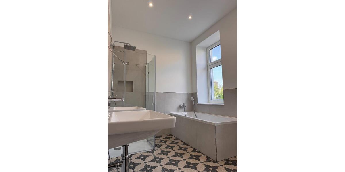 Hochparterre Limbach-Oberfrohna Oberfrohna - 3.5 Zimmer, 114 m&sup2;, 1.142&euro; | Angebot:25540958