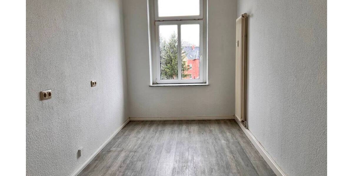Etagenwohnung Reichenbach Friesen - 3 Zimmer, 62 m&sup2;, 300&euro; | Angebot:26015990