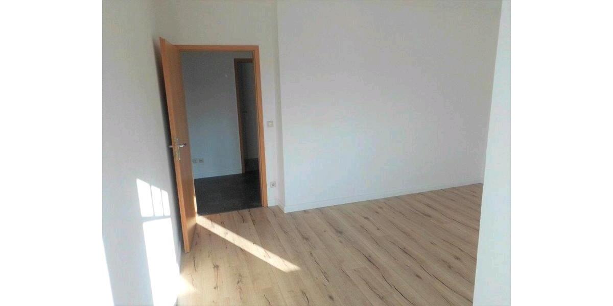 Maisonettenwohnung Zwickau - 4 Zimmer, 96 m&sup2;, 129.500&euro; | Angebot:25083040