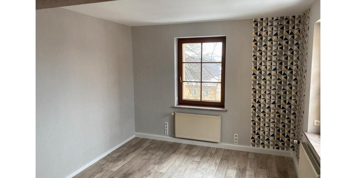 Mehrfamilienhaus, Wohnhaus Crinitzberg - 10 Zimmer, 182 m&sup2;, 375.000&euro; | Angebot:25721283