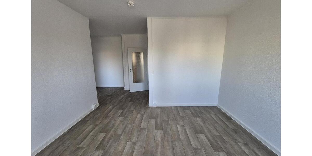 Etagenwohnung Hohenstein-Ernstthal Ernstthal - 3 Zimmer, 56 m&sup2;, 376&euro; | Angebot:24781253