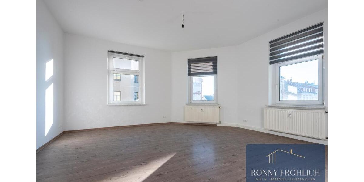 Etagenwohnung Glauchau - 3 Zimmer, 75 m&sup2;, 375&euro; | Angebot:23997229