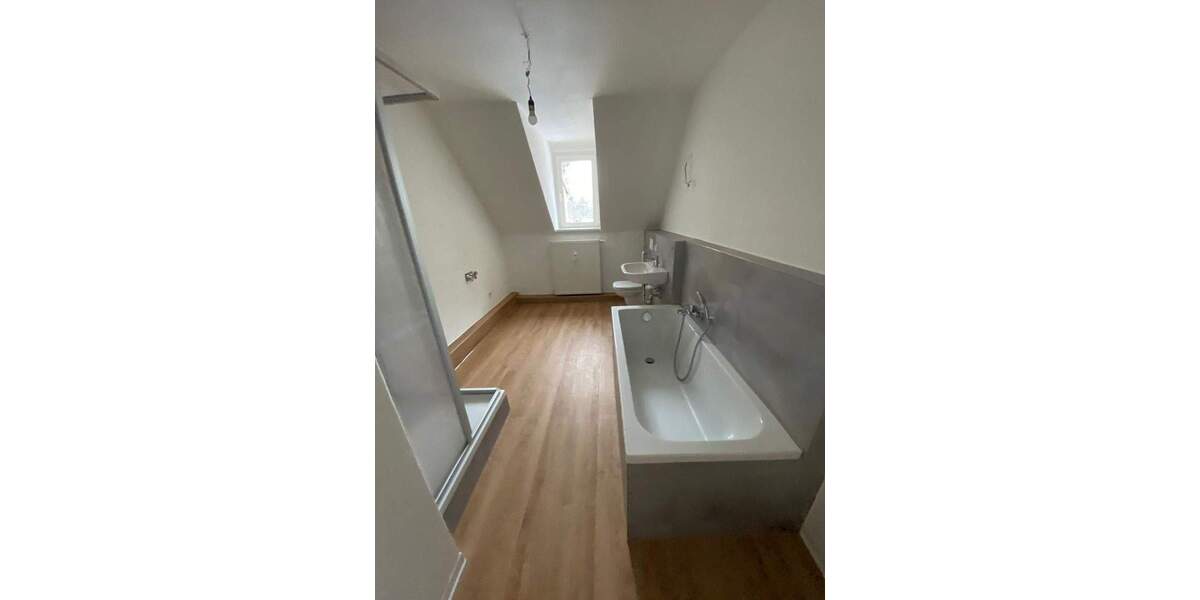 Etagenwohnung Gersdorf - 2 Zimmer, 60 m&sup2;, 360&euro; | Angebot:25801695