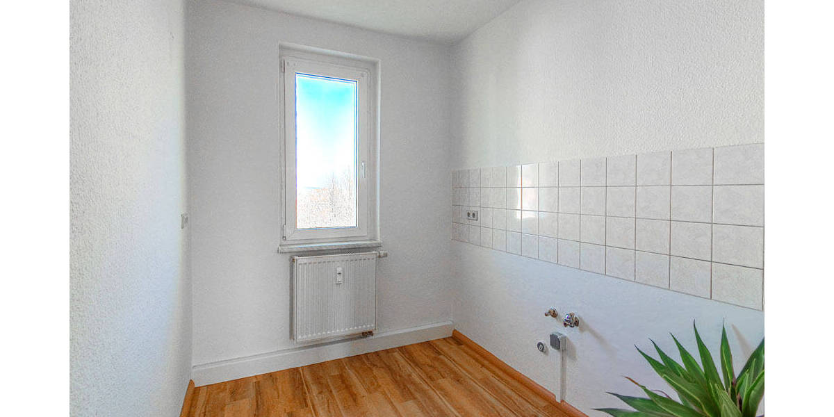 Etagenwohnung Zwickau Eckersbach - 3 Zimmer, 60 m&sup2;, 390&euro; | Angebot:25733944