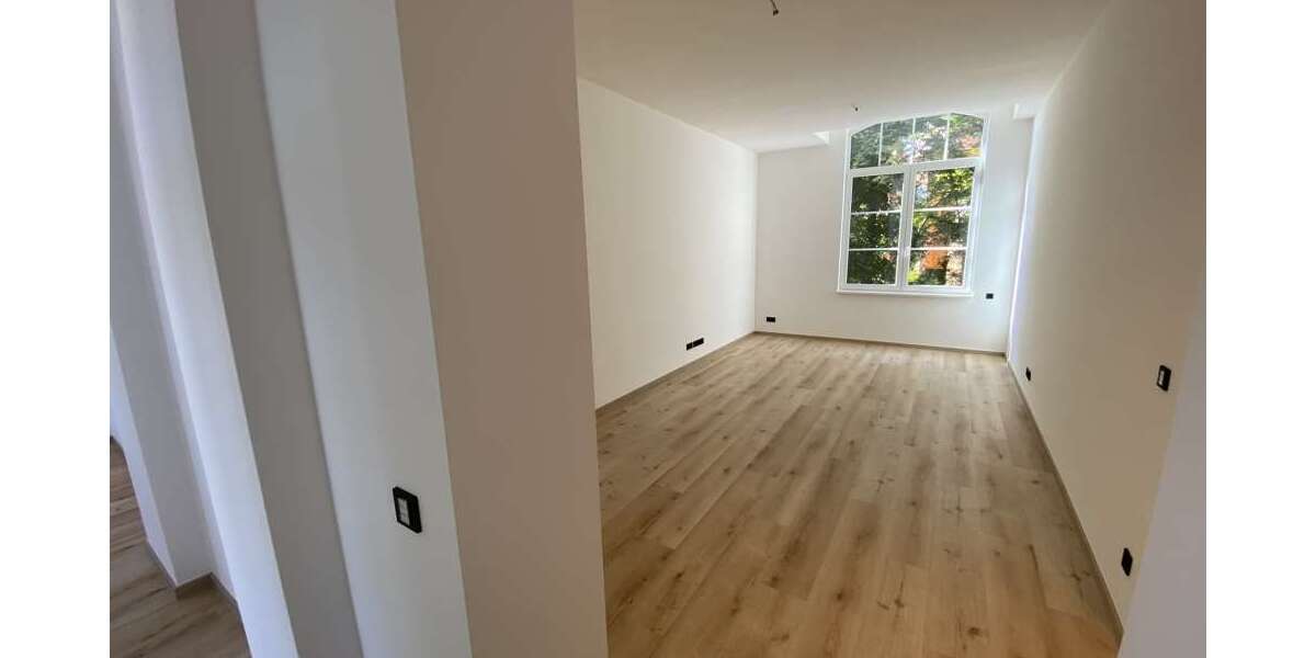 Etagenwohnung Zwickau Marienthal - 3 Zimmer, 100 m&sup2;, 939&euro; | Angebot:25358058