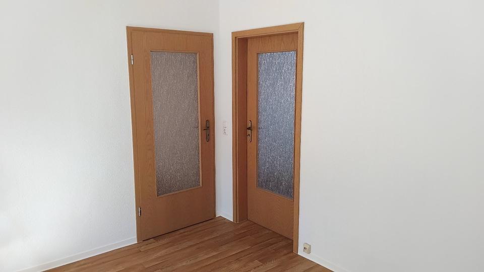Etagenwohnung Zwickau Neuplanitz - 2.5 Zimmer, 55 m&sup2;, 315&euro; | Angebot:25499830