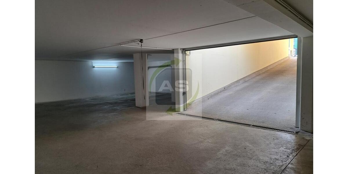 Etagenwohnung Zwickau - 2 Zimmer, 69 m&sup2;, 380&euro; | Angebot:25887100