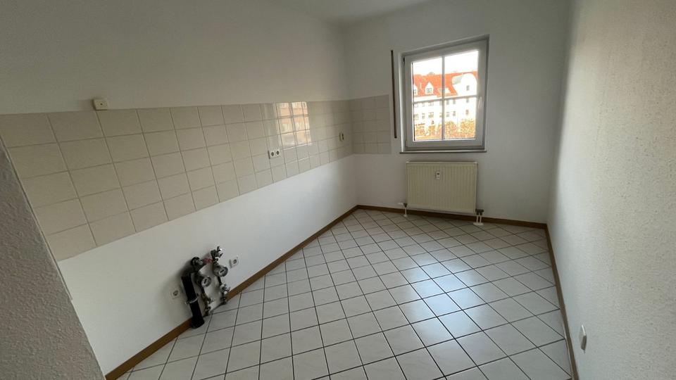 Etagenwohnung Werdau - 2 Zimmer, 60 m&sup2;, 400&euro; | Angebot:22796086