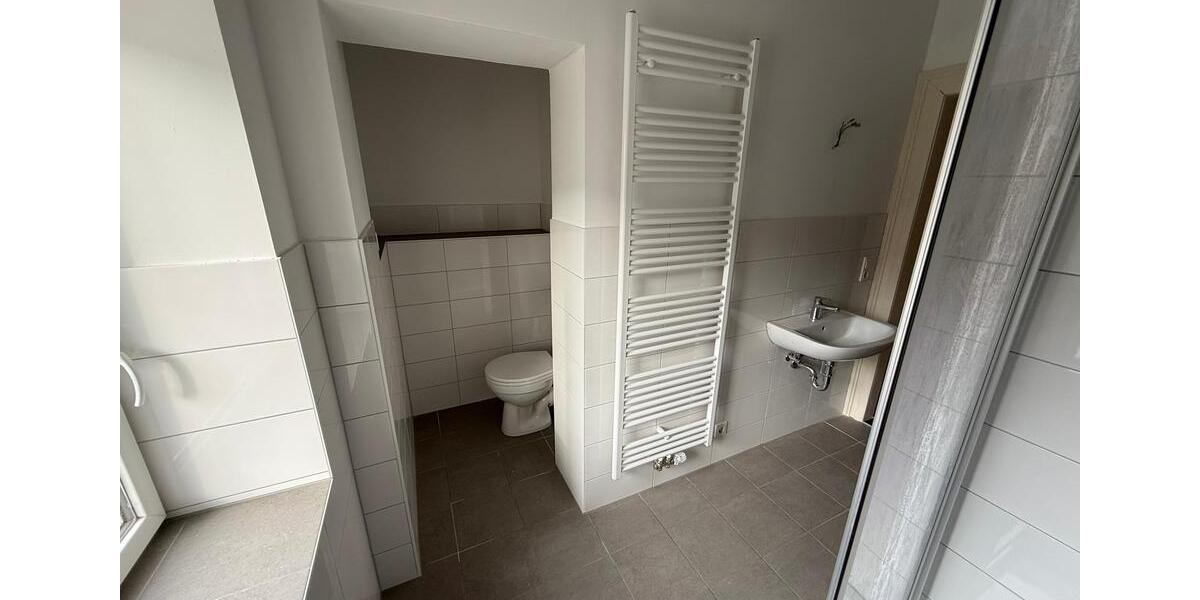 Etagenwohnung Greiz - 4 Zimmer, 115 m&sup2;, 650&euro; | Angebot:25887625