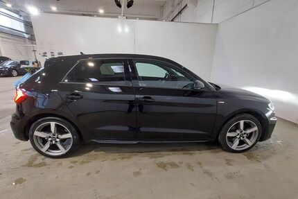 Audi A1 39.800 km 25.666 &euro; Greiz 07973