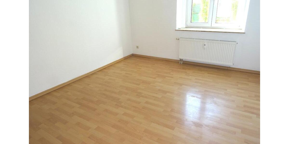 Etagenwohnung Werdau - 2 Zimmer, 55 m&sup2;, 290&euro; | Angebot:21659373