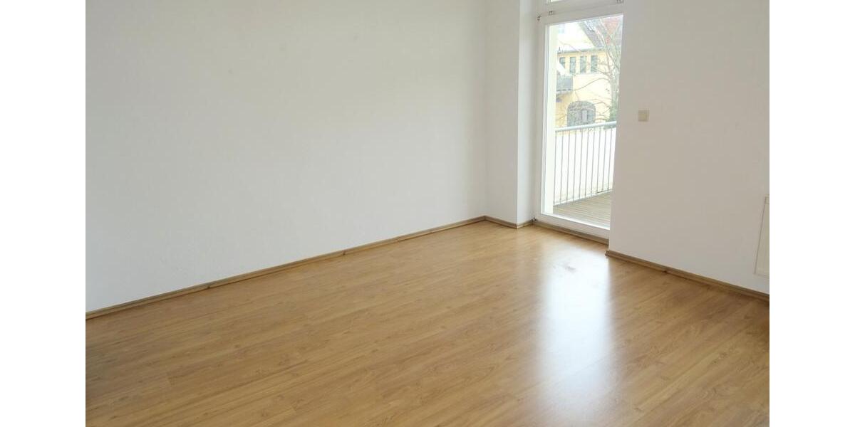 Etagenwohnung Zwickau - 2 Zimmer, 60 m&sup2;, 394&euro; | Angebot:25319794