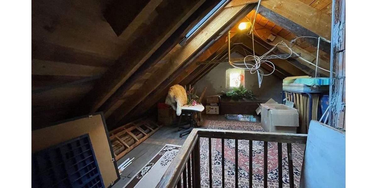 Einfamilienhaus Stollberg/Erzgebirge Stollberg - 6 Zimmer, 195 m&sup2;, 269.000&euro; | Angebot:25768885