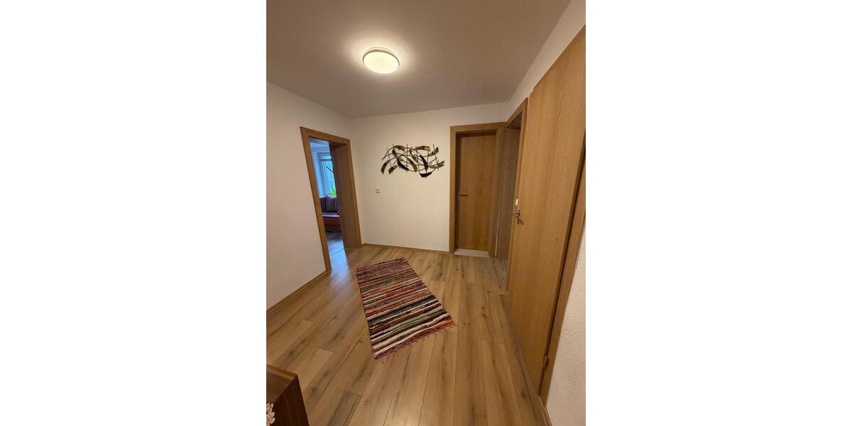 Etagenwohnung Limbach-Oberfrohna Oberfrohna - 3 Zimmer, 71 m&sup2;, 350&euro; | Angebot:25811719