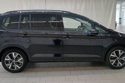 VW Touran 35.800 km 29.156 &euro; Greiz 07973
