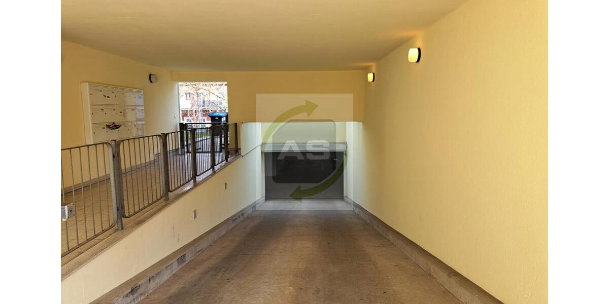 Etagenwohnung Zwickau - 2 Zimmer, 69 m&sup2;, 380&euro; | Angebot:25887100