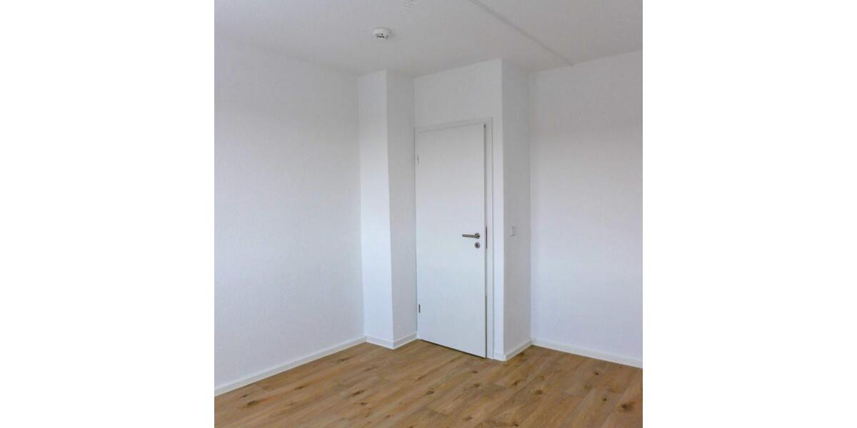 Etagenwohnung Limbach-Oberfrohna Oberfrohna - 3 Zimmer, 58 m&sup2;, 335&euro; | Angebot:23713803