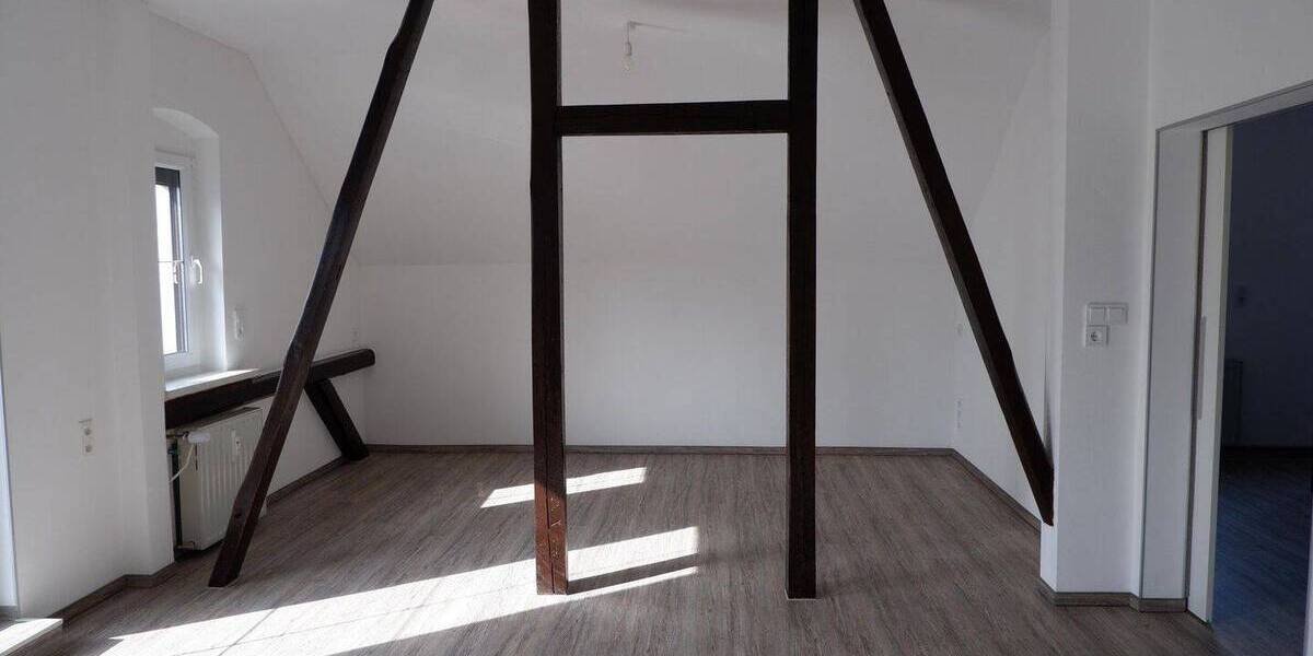 Etagenwohnung Wilkau-Haßlau Haßlau - 4 Zimmer, 105 m&sup2;, 830&euro; | Angebot:25897497