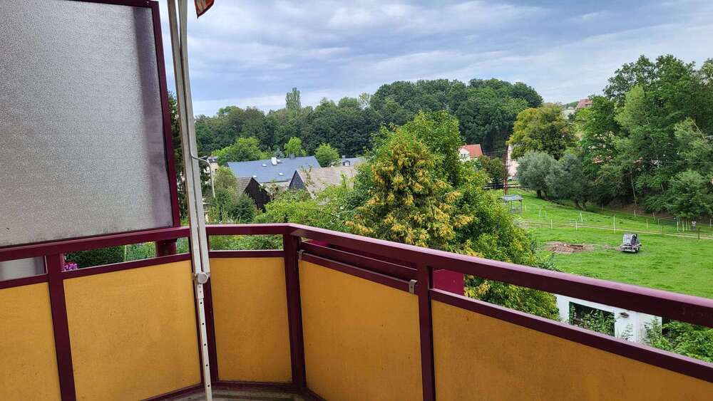 Etagenwohnung Zwickau Auerbach - 4 Zimmer, 70 m&sup2;, 440&euro; | Angebot:26644928