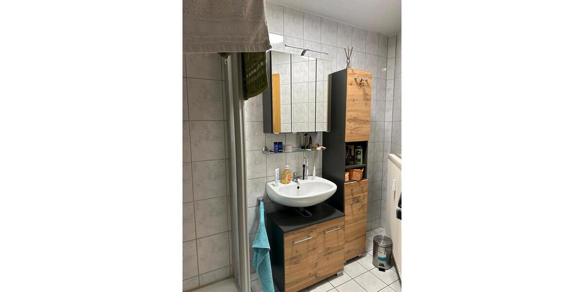 Dachgeschoßwohnung Werdau - 2 Zimmer, 51 m&sup2;, 330&euro; | Angebot:26007487
