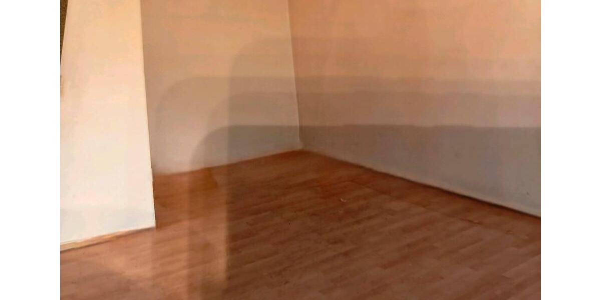 Etagenwohnung Werdau - 1 Zimmer, 40 m&sup2;, 25.000&euro; | Angebot:24466720