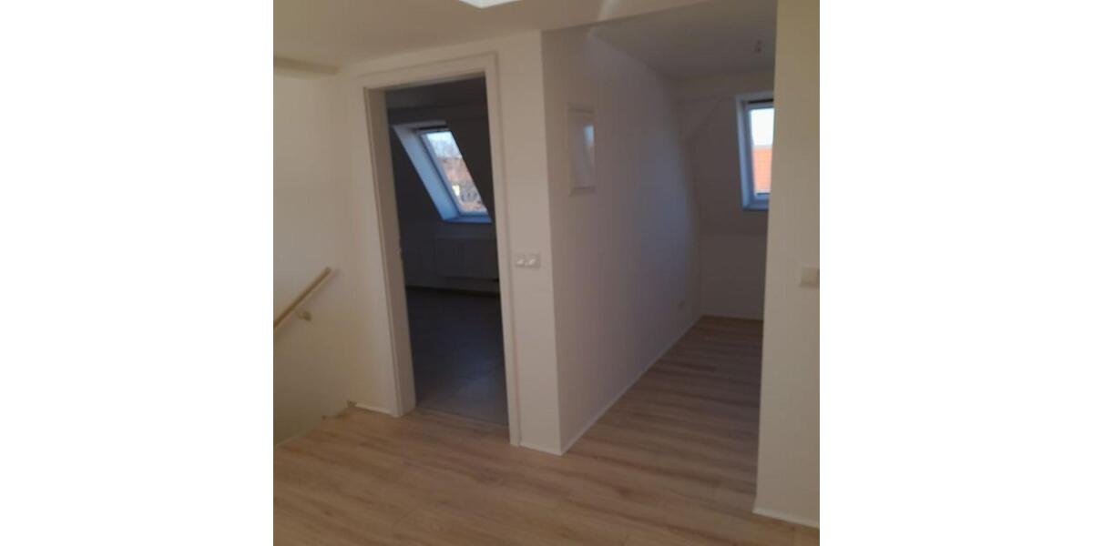 Dachgeschoßwohnung Zwickau Zwickau-Nord - 3 Zimmer, 75 m&sup2;, 430&euro; | Angebot:21323978
