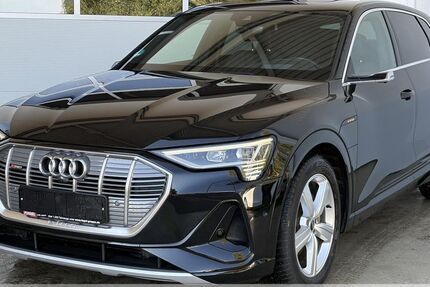 Audi e-tron 48.214 km 35.899 &euro; Oberlungwitz 09353