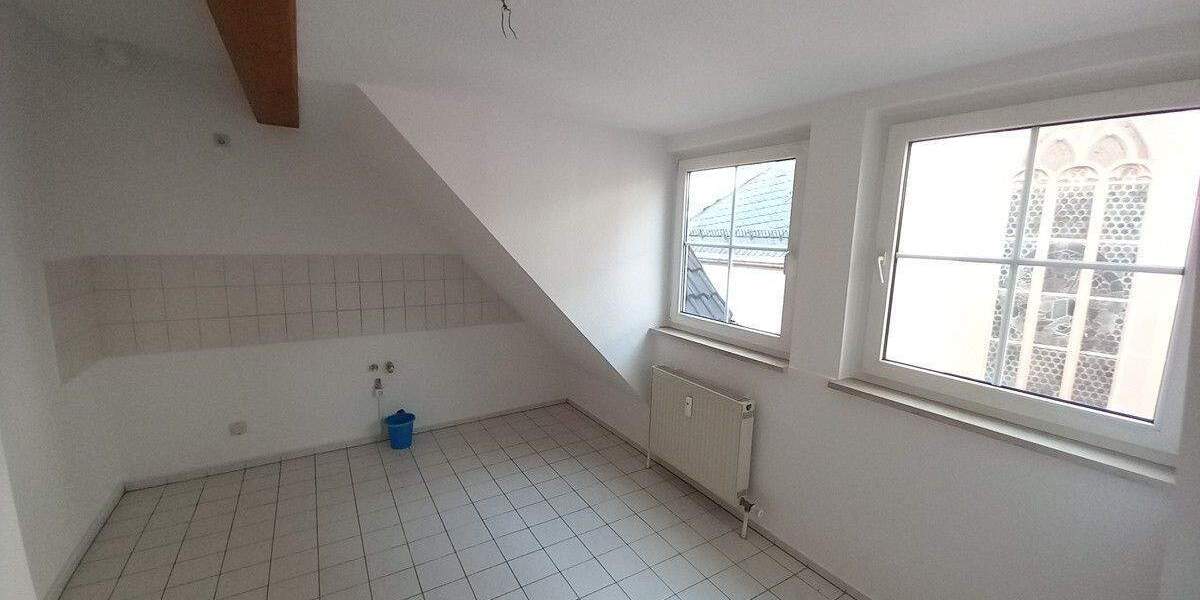 Etagenwohnung Crimmitschau - 3 Zimmer, 63 m&sup2;, 366&euro; | Angebot:26015298