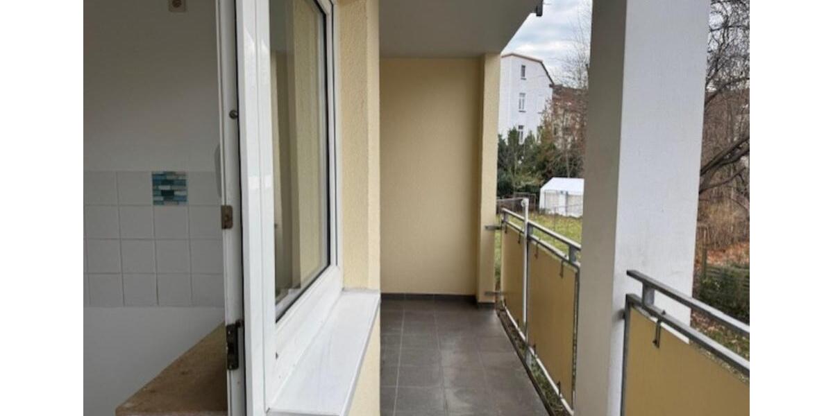 Etagenwohnung Zwickau - 2 Zimmer, 52 m&sup2;, 345&euro; | Angebot:25762698
