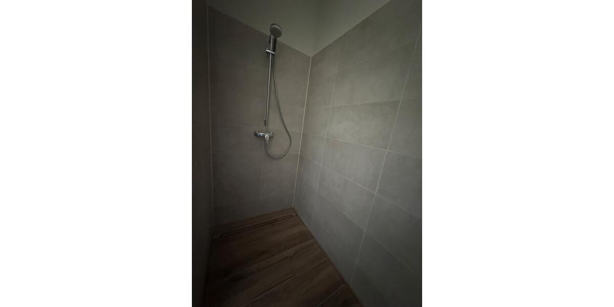 Etagenwohnung Schmölln - 2 Zimmer, 73 m&sup2;, 475&euro; | Angebot:25080051