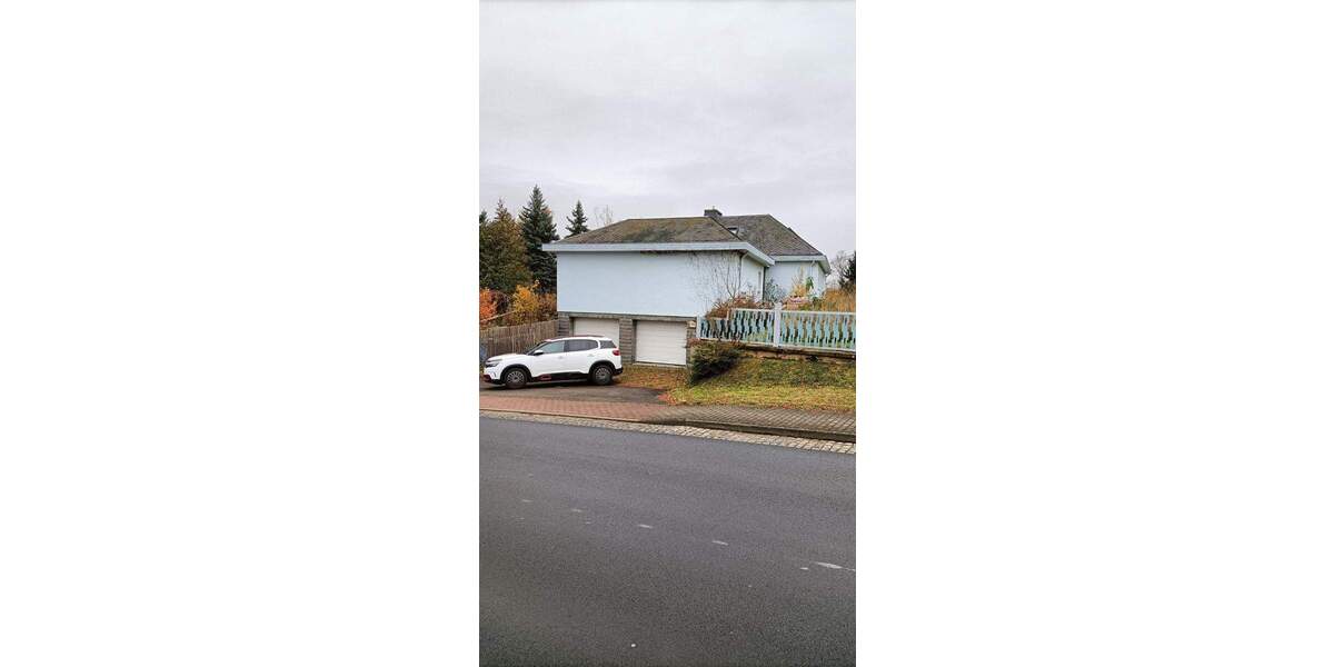 Einfamilienhaus Werdau - 6 Zimmer, 180 m&sup2;, 289.000&euro; | Angebot:25665862