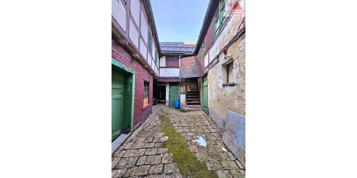 Reihenmittelhaus Schwarzenberg - 1 Zimmer, 269 m&sup2;, 39.000&euro; | Angebot:25688157